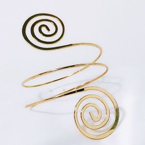 Gold Arm bracelet